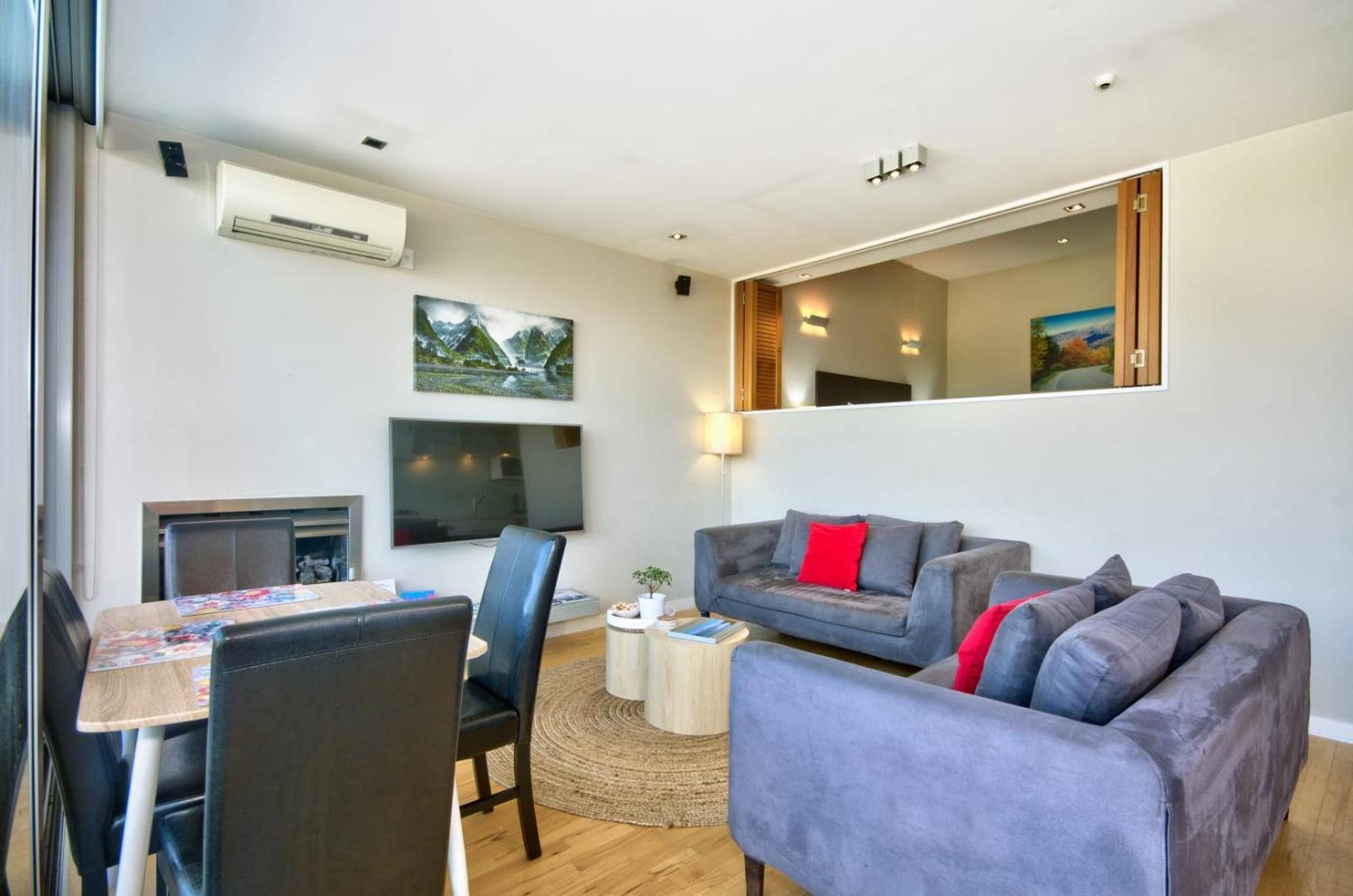 Pure Retreat Lake Views Queenstown Exterior photo