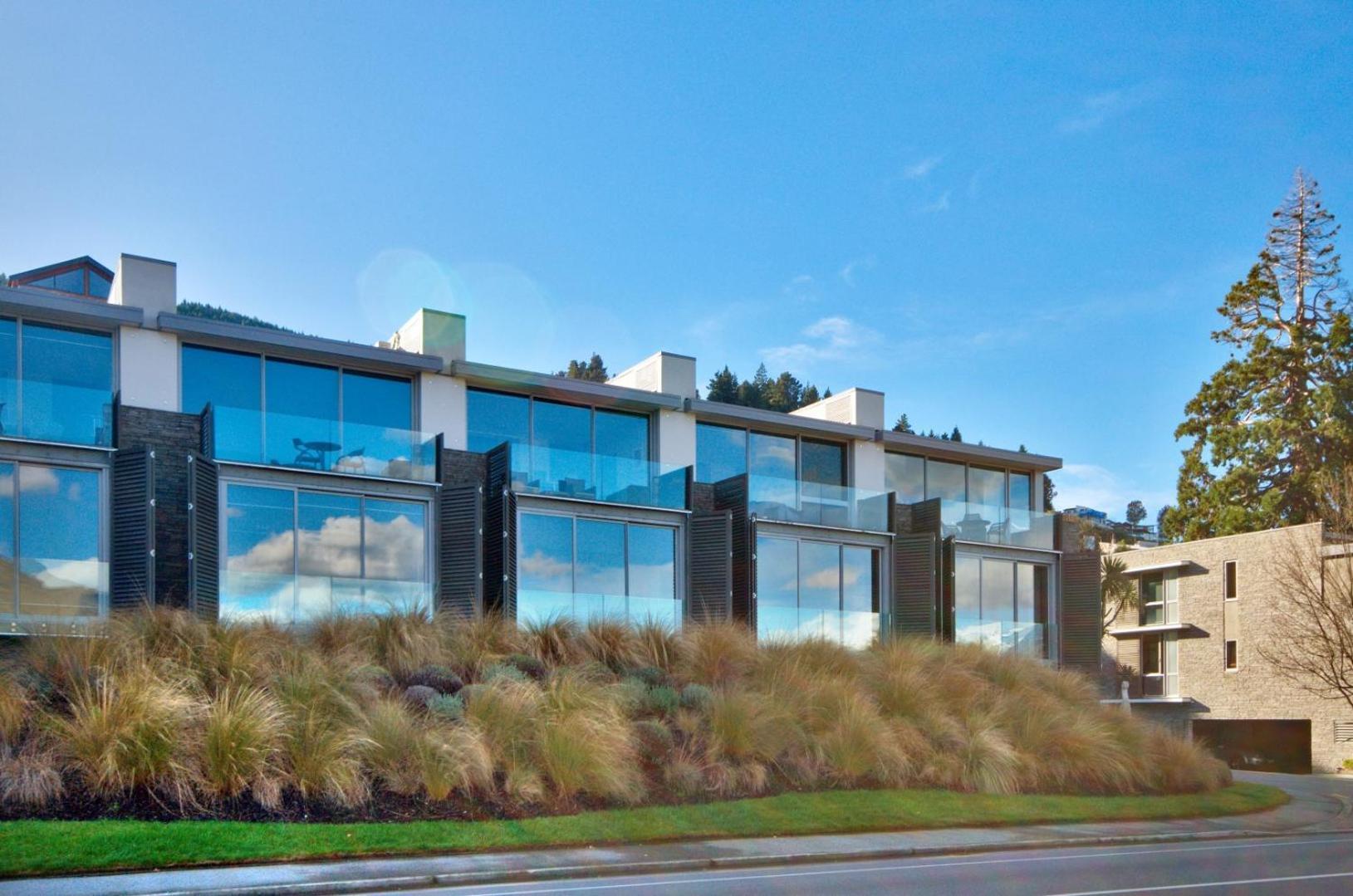 Pure Retreat Lake Views Queenstown Exterior photo